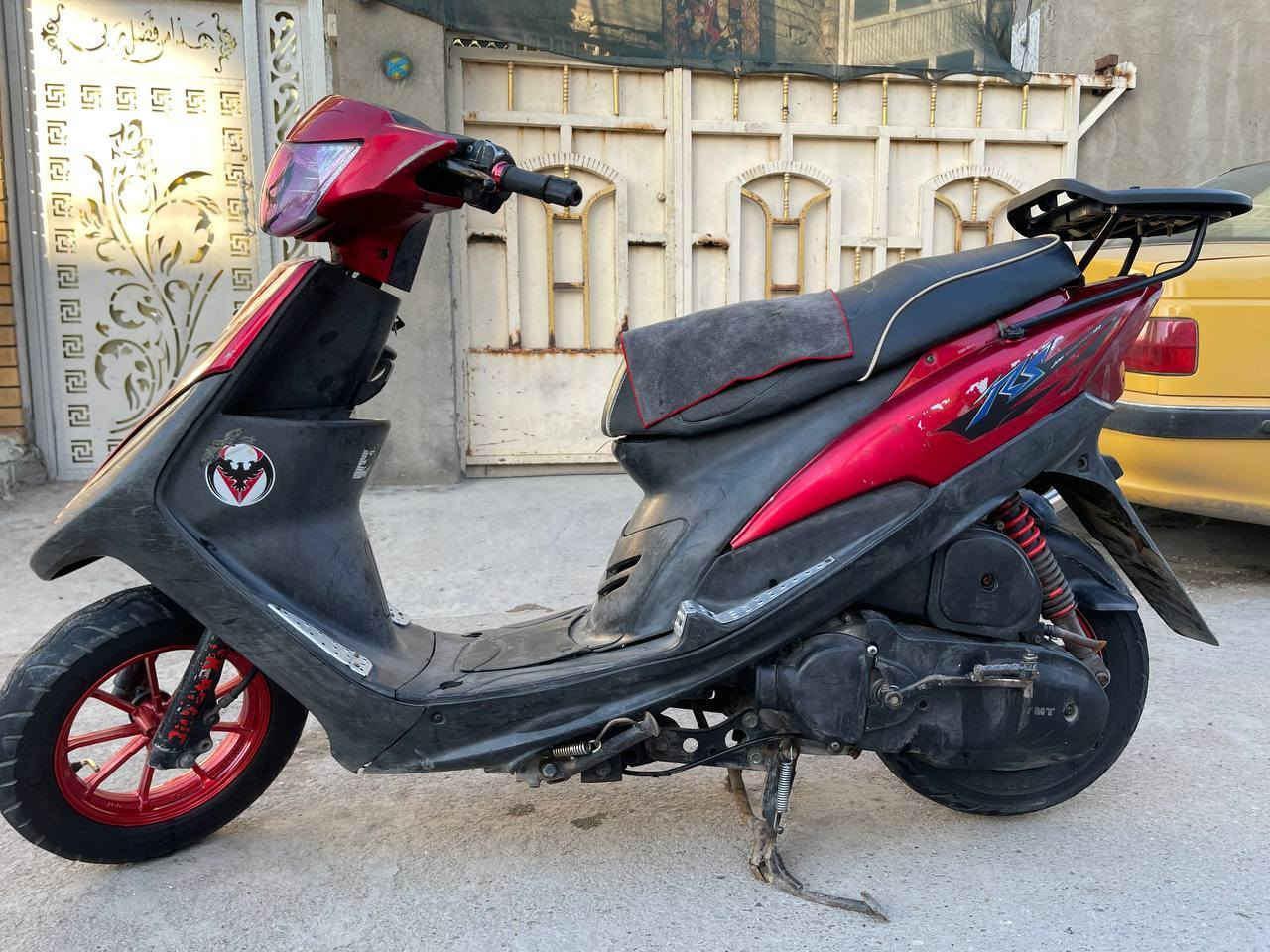 السلام عليكم دراجه ماكس عدله
كلهه ختم واحد + مكاتبه وصل كمرك 
بلادي مكينه مفوله شك الكاع
 نازله من الرمبه قبل 3 اشهر
مانقصها برغي كامله مانقصه اي شي 
السعر   550  بيهه مجال بسيط 
سلف وهندر كهربائيات كله شغال 
شلعه ومعدل مختمه كله ختم واحد 
العنوان : بغداد مدينه الصدر  
الاورفلي قرب العماره البرتقاليه
للاستفسار  : ***********
