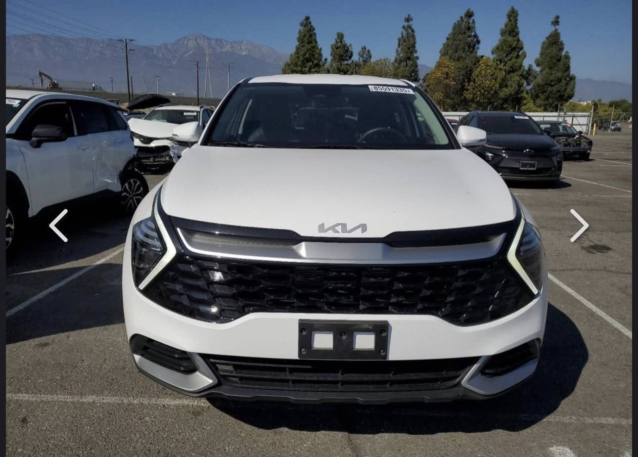 سلام عليكم....

سبورتج موديل 2024 وارد امرييكي ماشيه 12 الف فقطط مواصفات ال EX المعروفه 
مواصفات فول ما عده بانورراما 
تشغيل بصمه 
ابواب بصمه 
تشغيل عن بعذ 
لايتات لد نهاري 
كشنات تدفئه
ويل 18 
اشاير مري 
دواخل جلد اسود 
شاشه 10 انش 
عرض الكامره 
مانغ انزلاق 
مانع انحدار 
حادث السياره موضح بالصور وغراضها كاامله وياهااا 
السياره حاليا بالطريق بعد شهرين توصل للمنطقه الحره 
السعر تواصل ع خاص او اتصال
***********
