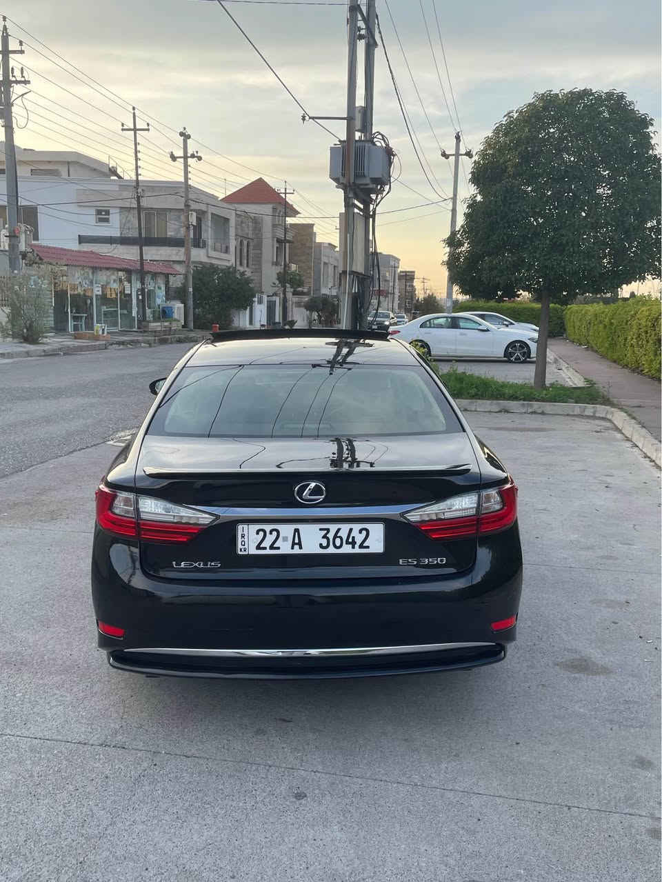 ليكسز ٢٠١٧ شەریکەی هەولێر وکالە قەپات مواسەفات داخل قەیسی بلادی کشن جلد خزن تبرید سکان کارەبایی رادار و حساس لایت اوتو مرایات شفت ٥ پەردە بلادی بانوراما تبرید مرکزی و سندوق شەفتە سەیارە یەک دەستە لە شەریکە تا ئێستا گێر و مەکینەی بە شەرت نەکرایتەوە ٦ سلندر ٣ پارچەی پێشەوە بۆياغە بێ ایرباک سەیارە لەسەر دەقی شەریکە ماوەتەوە هەموو گیانی بە شەرت   
شوێن هەولێر 
 WhatsApp 0751 474 3889 
0750 709 1662 أربيل, العراق
