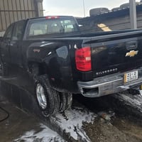 شوفر سلفارادو موديل ١٧ دبل تاير كلين مكفوله حساسات شاشه تحكم رقم شمالي...