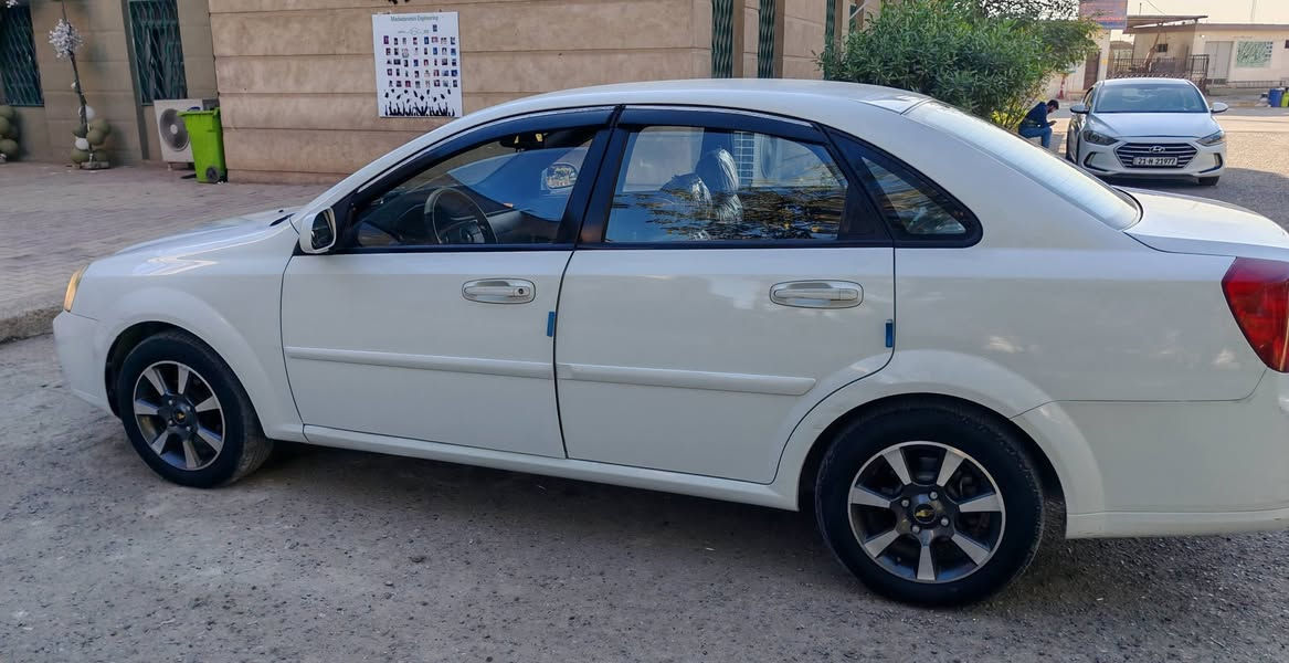 سلام عليكم 
للبيع اوبترا موديل 2011 شركه العامه رقم بغداد بأسمي  سنويه لل  2029 تحويل ثاني يوم مشروع وطني تتحول بأي مكان اني حاضر 
سياره مابيهه اي ضربه او تبديل فقط رصعات بسيطه. 
محرك وكير خير من الله بدون تبخير وبدون  خربطه  الكير اوتماتيك ما عندي بي اي ملاحظات . 
تبريد شغال وكذلك التدفئه و الحماوه ثابته ابدا ما تصعد ومبدل منظومة ماء جديده. 
صدر الخلفي والصدر الامامي جيد تخم تاير جيد  4 ويل كب. 
ماشية 170 الف دائما اخلي دهن لكومولي الاخضر النباتي هايدروليك كير ايضا مبدل. 
داخلها نظيف والكهربائيات كلهه شغاله سيارة  كلش حلوه ومرتبه ونظيفة. 
الاضرار موضحة بالصور 
السعر المطلوب ٩٥ ورقه وبي مجال بسيط للشراي العنوان بغداد  ***********
