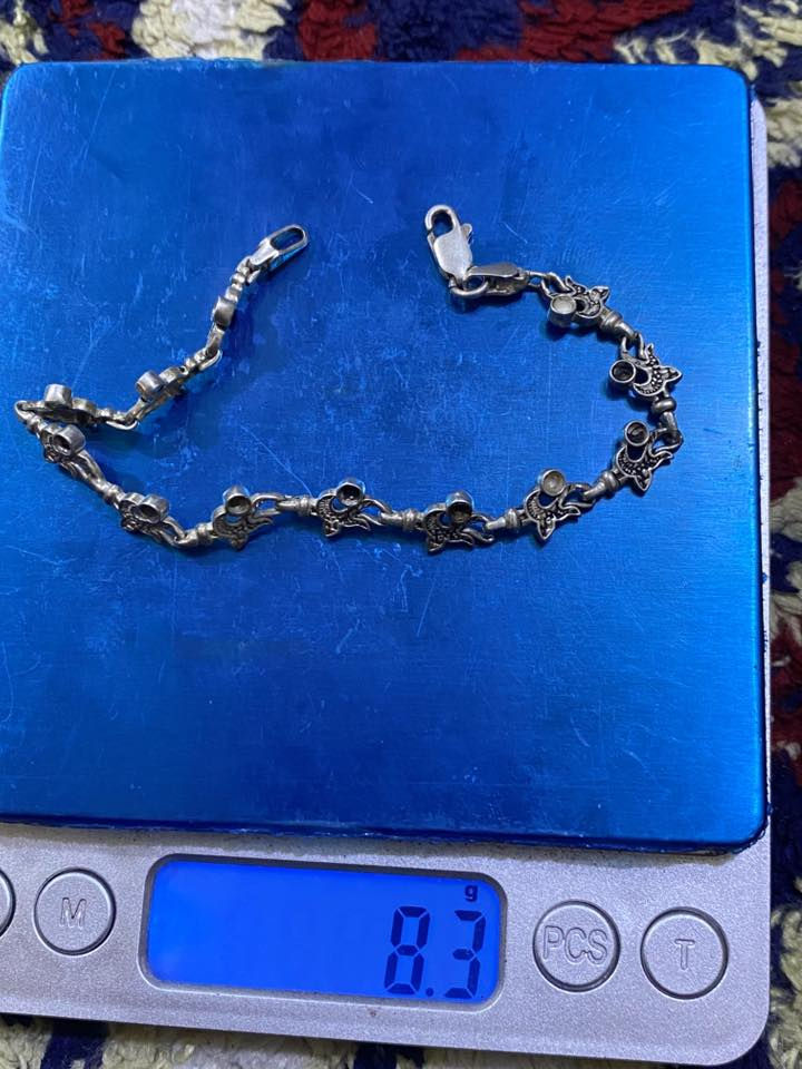 سوارات للبيع الغرام ٣٢٥٠مكان مدينه الصدر


**إذا كنت صاحب هذا الإعلان وتريد حذفه لأي سبب، رجاءا أرسل رسالة إلى الدعم الفني**