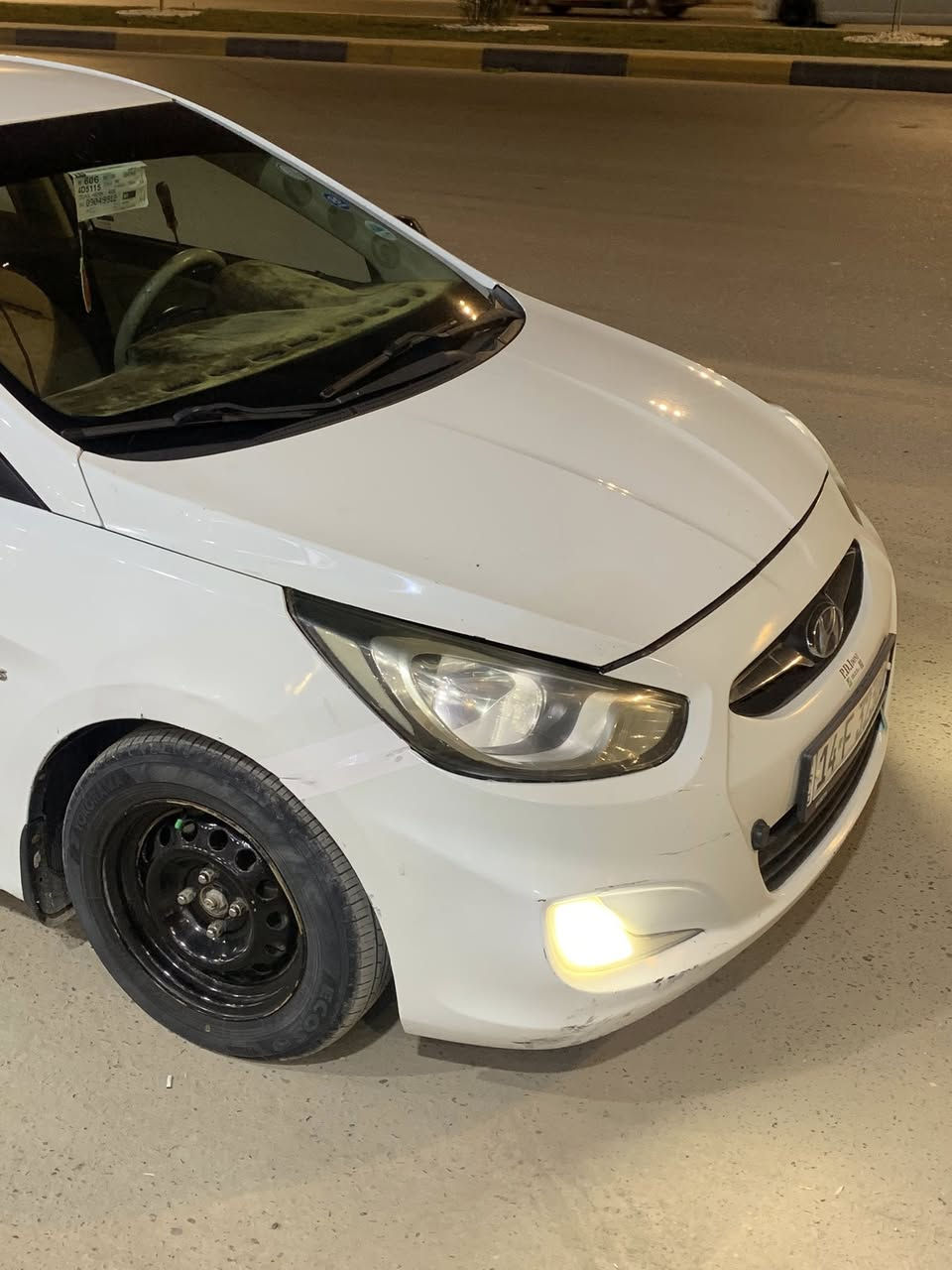 اكسنت موديل 2012 وارد خليجي مكينه دوش 1600 قطرتين المرغوب السعر (75) رقم بصره انكليزي السياره باسمي سنويتها تنتهي بسنه2030 السياره بيها نفخه صارله ٣ايام وكلمن يشخص بكيفه والبدي بي مكانات صبغ السياره مكفوله من الضربه وصبغ عام واصوليات مكاني البصره ابو الخصيب  ***********
