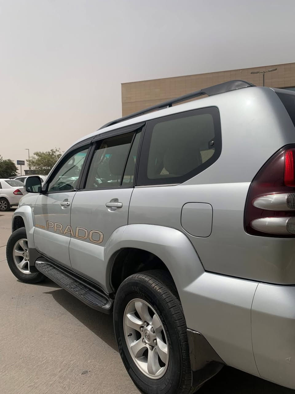 السلام عليكم
للبيع برادو 2005

مكينه 4 سلندر 2700 

رقم أربيل سنويه ل2029

كفاله عامه من الصبغ والبارد 

تبريد و تدفئه تخم تايرات جديد 

سياره مال بيت جاهزه شغل واطلع 

العنوان / أربيل

للستفسار /***********
