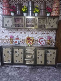 كونتر كامل هوه والسنك السعر 250 وبي مجال بسيط الشراي يدخل خاص او يتصل ...