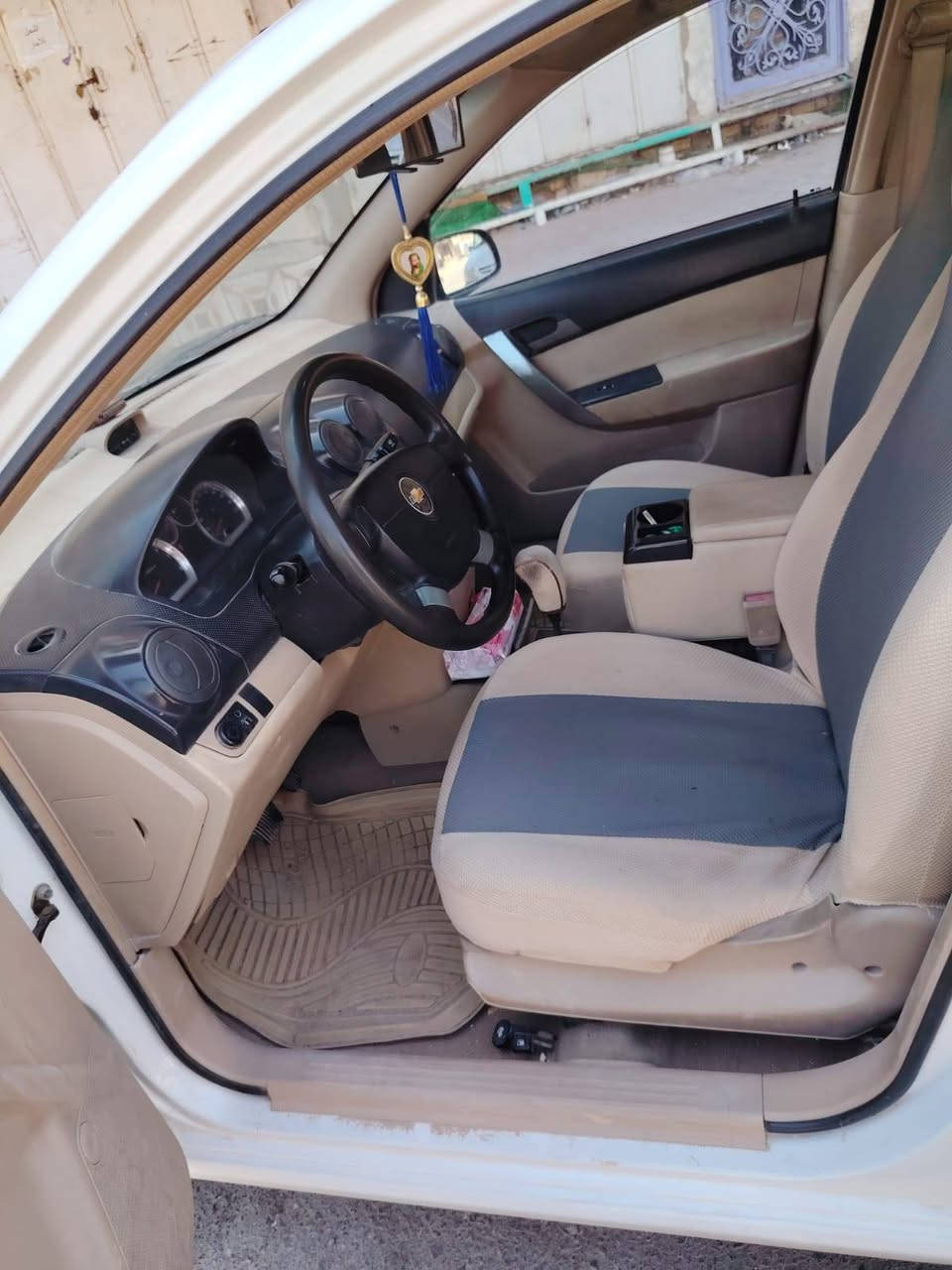 للبيع — شفروليه أفيو 2010
السيارة جاهزة وما تحتاج صرف
مصبوغة أحزام للجمالية فقط — بدون دواخل
البنيد والجنطة والقمارة كفالة
الجام كهرباء
تخم تاير جديد
رقم إنكليزي
السيارة باسمي وتحويل مباشر
المحرك مفتوح سابقًا — مو مسكّر
تبريد تمام ❄️
📍 الموقع: نجف 
📞 ***********
🔴 السعر 💵 علق يوصلك سعر السيارة ✅💸
#سيارات #بيع_سيارات #شراء_سيارات #سيارات_العراق #افيو #Chevrolet #سيارات_بغداد #عروض_السيارات #سيارات_مستعملة #Iraq_Cars #Car_Sale #Auto
