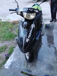 دراجه للبيع السعر 200 وليه مجال شي قليل  مكاني بغداد التا 07869359640