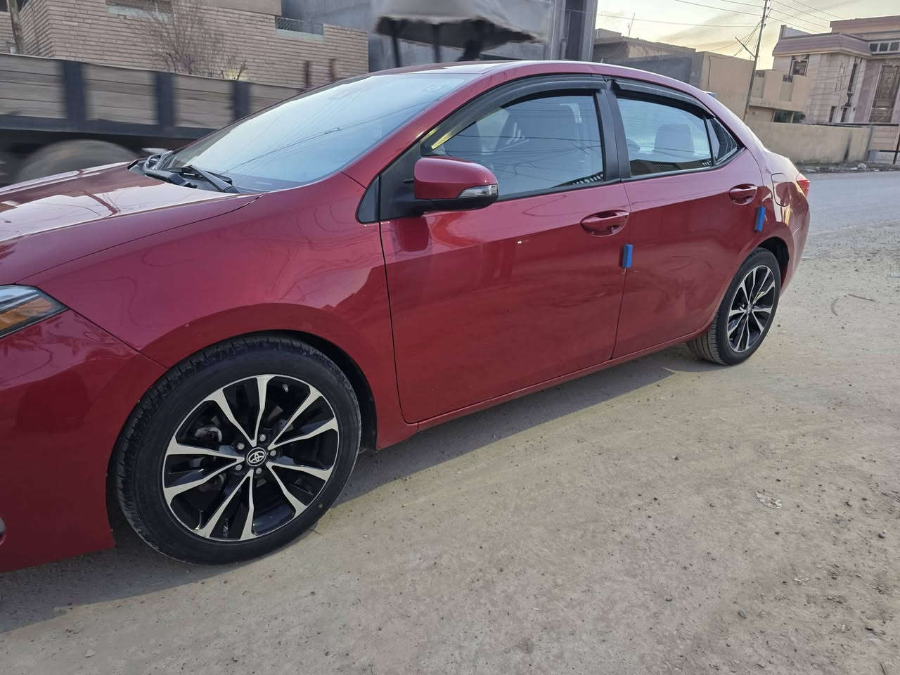 السلام عليكم كورلا مديل 19 بجم قرش سونار مرفق داخل منشور سياره كير مكينه شرط ماشيه 82 سياوه فقط بيهه صبغ يم الرقم الوره ودوسه فقط وبارد كدامكم رقم 📱 صلاح الدين دولي ابسمي تحويل ثاني يوم السعر 138 وبيهه مجال شي قليل مكان سياره سامراء(  ***********)
