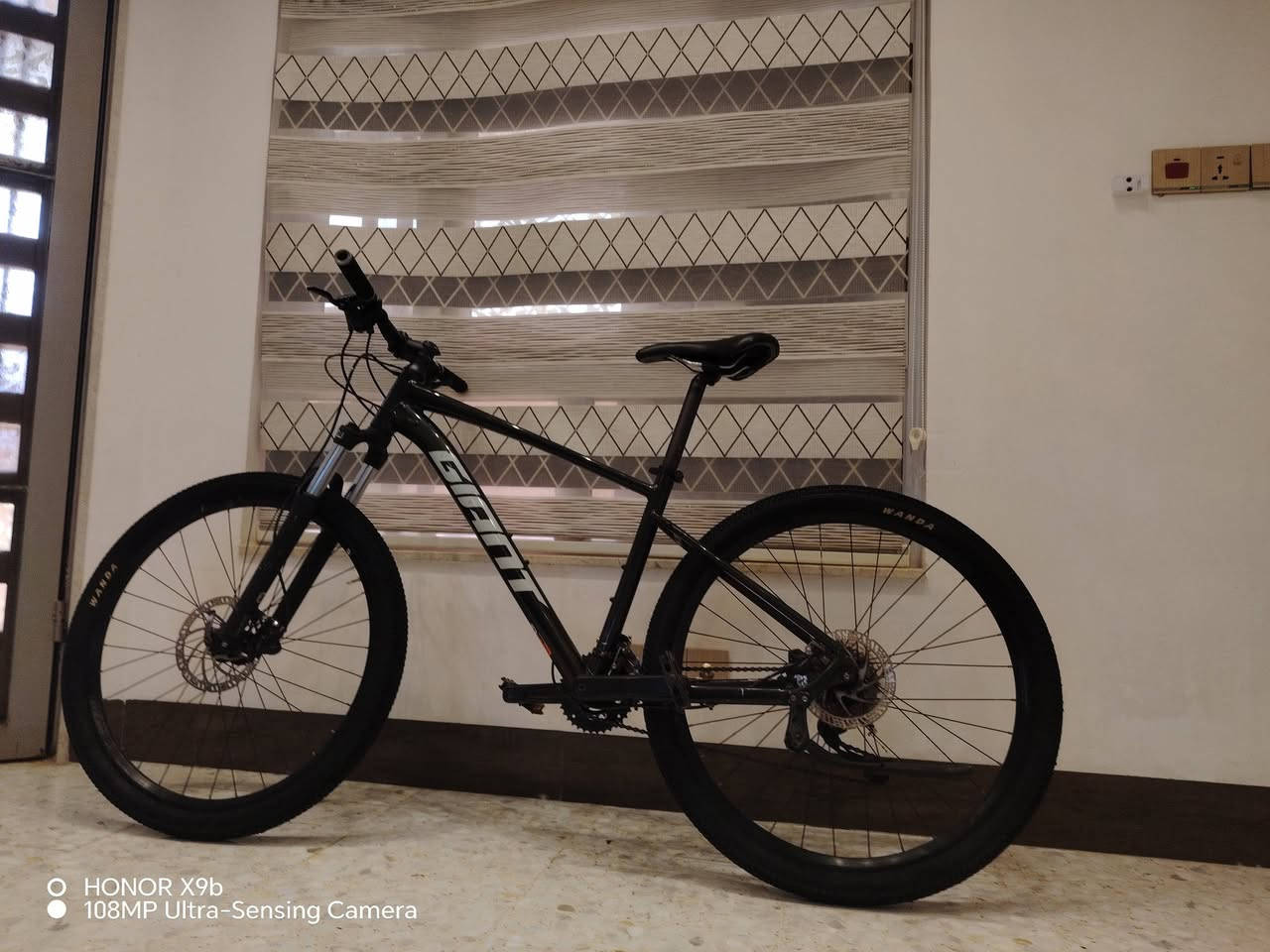 ابيع بيسكل جبلي فول بركات دسك و دهن كير تسعه نمر البيسكل كلش نضيف *********** ////***********
