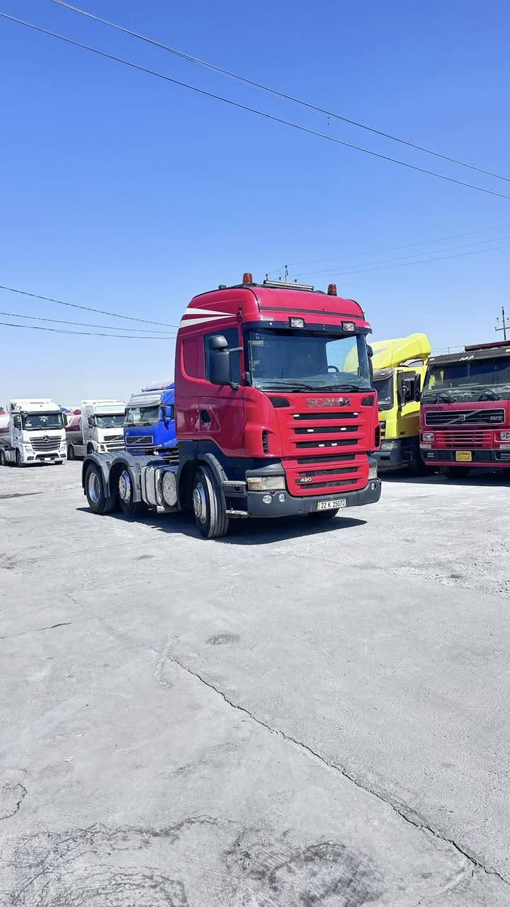 السلام عليكم.    للبيع سكانيه 2007. كير إوتماتيك تحريكه كلج   مربوطه فلات اربع دناكير مزوج شعار.  سنويه جديده 
كفاله عامه. السعر 240. مكان السياره كركوك 
***********
***********
