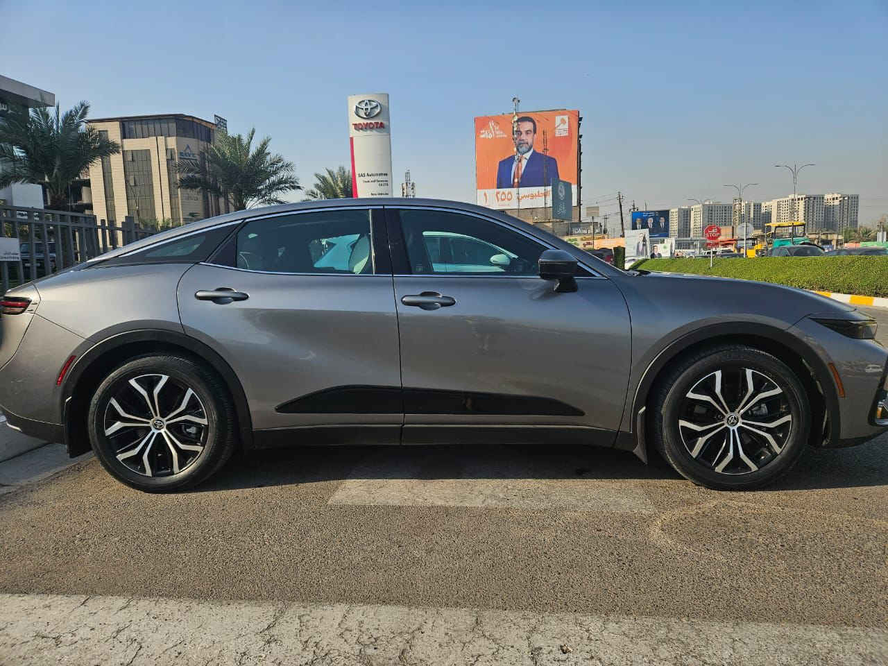 كراون 2024
محرك 4 سلندر 2500 هايبرد 
شاشة الكبيره

كار بلي و اندرويد اتو

عداد ديجتل

رادار امامي

رادار خلفي

خروج عن المسار

نقاط عمياء

تدفئة مقاعد

شحن لاسلكي

هاند بريك اوتو

اتو هولد

(NORMAL, SPORT , ECO) وضعيات القياده

مكابح مانعة للانزلاق ABS

حساس ضغط الإطارات 

مرايا جانبية كهرباء

حادثه موضح بالصور بدون بارد ولاصبخ 

السعر 290 وبيه مجال 
بغداد ***********
