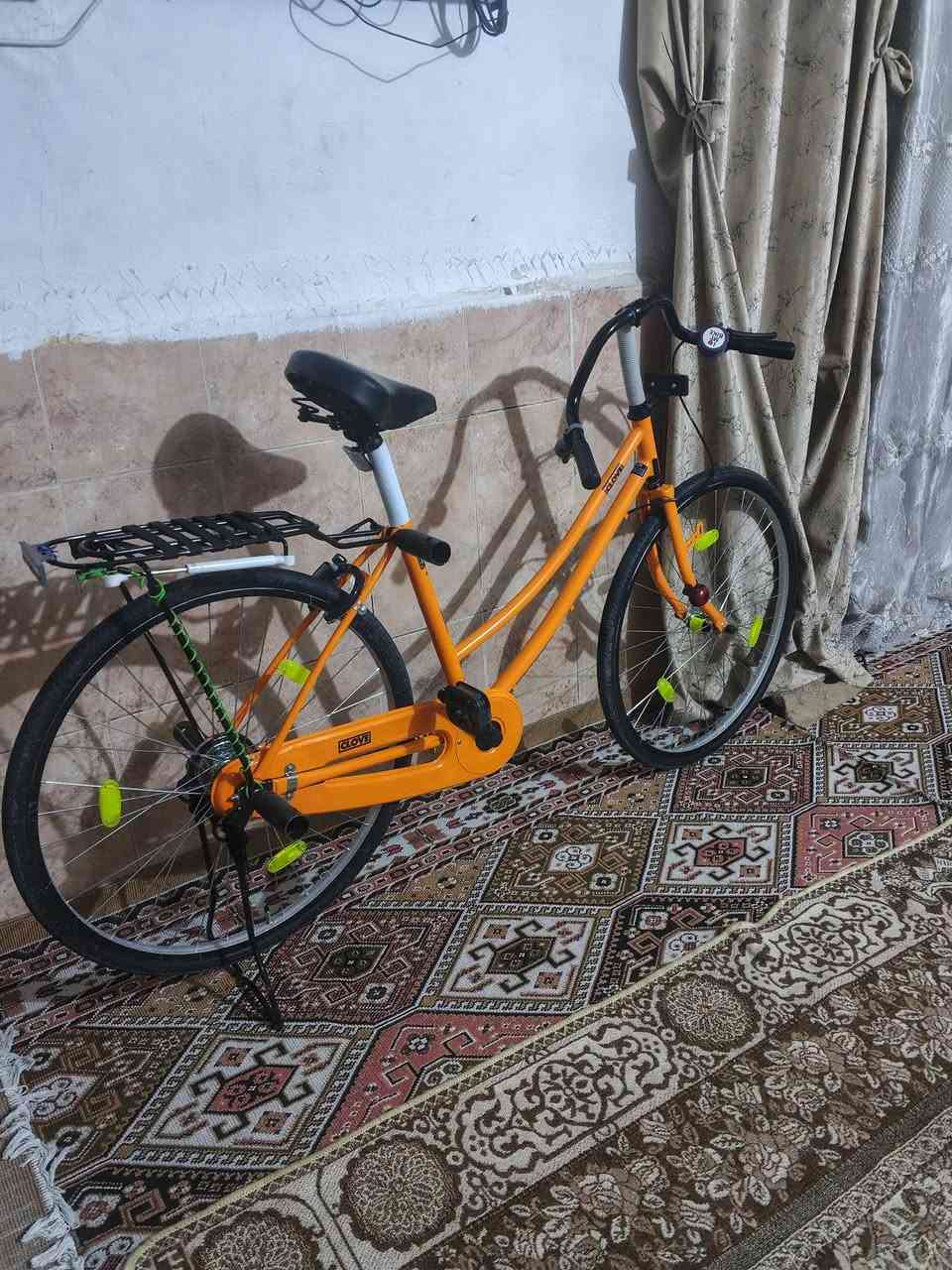 سلام عليكم بيسكل كلوف للبيع مديل 19 مكاني ناصريه مركز السعر 165 وبيه مجال قليل مو شراي لا تراسل رقمي ***********
