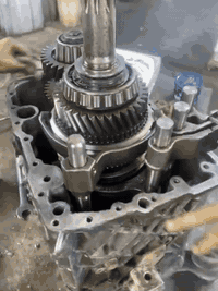 تجفيت كير ١٥١ 
مع الضمان دوره ١٣ MAN
خباطه  #
ضرر # 
العطل موضح بالفديو ان شاء الله رجع على وضع الشركة 
 منطقه التاجي صاحب الكير 
العنوان بغداد جرف النداف قرب سيطره القديمه 

موبايل ‭٠٧٧٣ ٩٤٦ ٩٤٧٣‬
