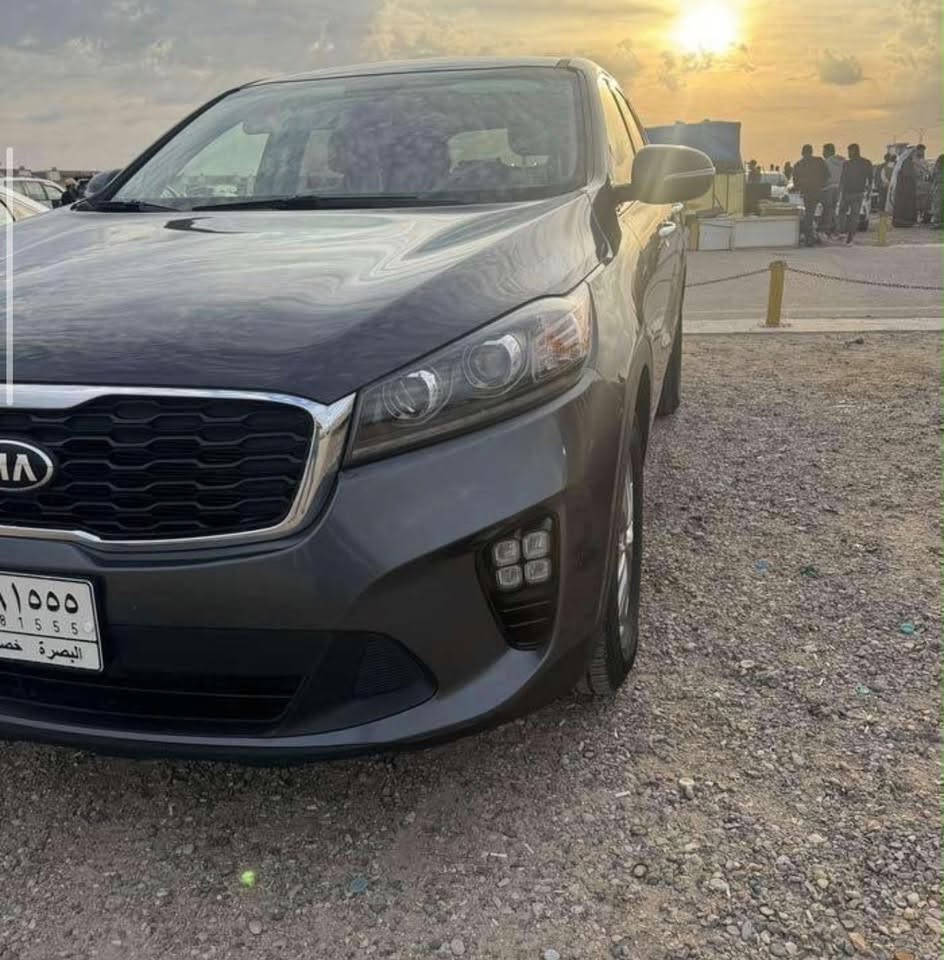 سياره سورنتو موديل 2019 وارد امريكي المحرك 6سلندر /3.3L
مبدل جديد
المواصفات /
كرسي كهربائي
.7 راكب (قطعتين تبريد)
.ماشيه 107mi
ملغي نظام الفور فويل
الملاحظات /
* حداده جديده
*كل الكهربائيات شغاله 100%
*العنوان الجبيله شارع السايلو
*الرقم :***********
*السعر / 170 وبيها مجال

