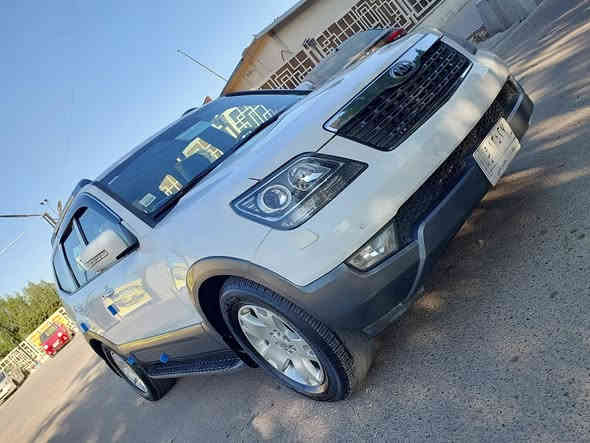 فول مواصفات 1/1 اعلى فئة بالمهافي جديده ***********
 ٢٠١٥ 
المواصفات : 
١- محرك ٦ سلندر 3.8 
٢- تشغيل بصمة + بصمة ابواب 
٣-  بك لايت led
٤- فول تحكم ستيرن 
٥- كشنات امامية كهرباء + ذاكرة تخزين 
٦- تبريد وتدفئة كشنات 
٧- كشنات جلد  
٨- + حساسات خلفية + كاميرا 
٩- فتحة سقف سلايت روف 
١٠- مري جانبية شفط + قلابة عند الرجوع للخلف 
١٤- انارة داخلية بالابواب 
١٥- فور ويل دفع رباعي 
١٧- تبريد ثلج 
جداً نظيفة وجديدة السيارةماشيه ١٢٠ مكانها بغداد الغدير مقابل شقق زيونه عارضه ب185 وبيها مجال للطيبين ***********
