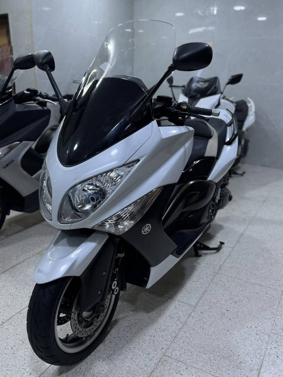 بسم الله ما شاء الله
TMAX 500 2011
المسافة المقطوعة 13km
نظافة 100/100
بيع فقط بدون رقم فقط عقد بيع وشراء
العنوان مدينة الصدر شارع الفلاح قطاع ١٢
الراغب بالشراء هـ***********
