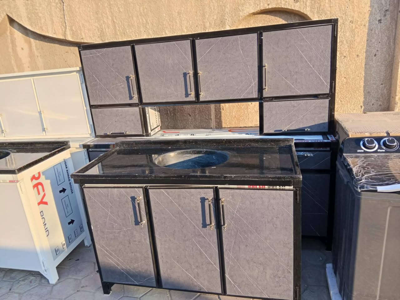 لحك احجز
كاونترك 
العدد باقي قليل 
شغل ولا اجمل 
ولا احلا 
ولا انسب سعر 
بس يمي اناقة وجمال 
وشغل الثقيل 
وبس يمي سعر مناسب 
عنوان 
ناصرية مدينة الصدر 400 دار 
مقابيل مدرسة الرباب 
***********
***********
