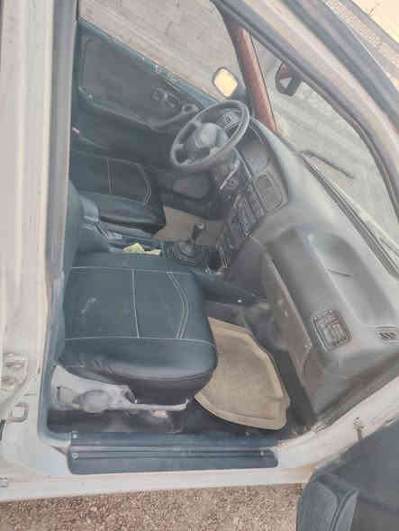 للبيع نيسان ابريميرا موديل 1992 ابيض
سيارة مصبغوغه عام جماليه
محرك كير مال سني
رقم انبار مشروع وطني
السعر 27$
 العنوان الأنبار الرمادي
التواصل عله الرقم ***********
