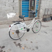 بيسكل بناتي حجم 26 نضافه 80%ابيع معه الاغراض مكان بغداد الحسينية الراش...