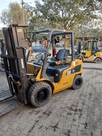 رافعه كات 3طن منفيست ولوحات كاتي دخول جديد للعراق ٣ سلايتات غاز وبانزي...