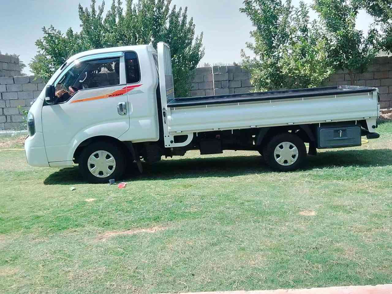 سلام عليكم سياره موديل 18 مكفوله سعر 125 سياره ب اسمي تحويل ثاني يوم ***********.. ***********
