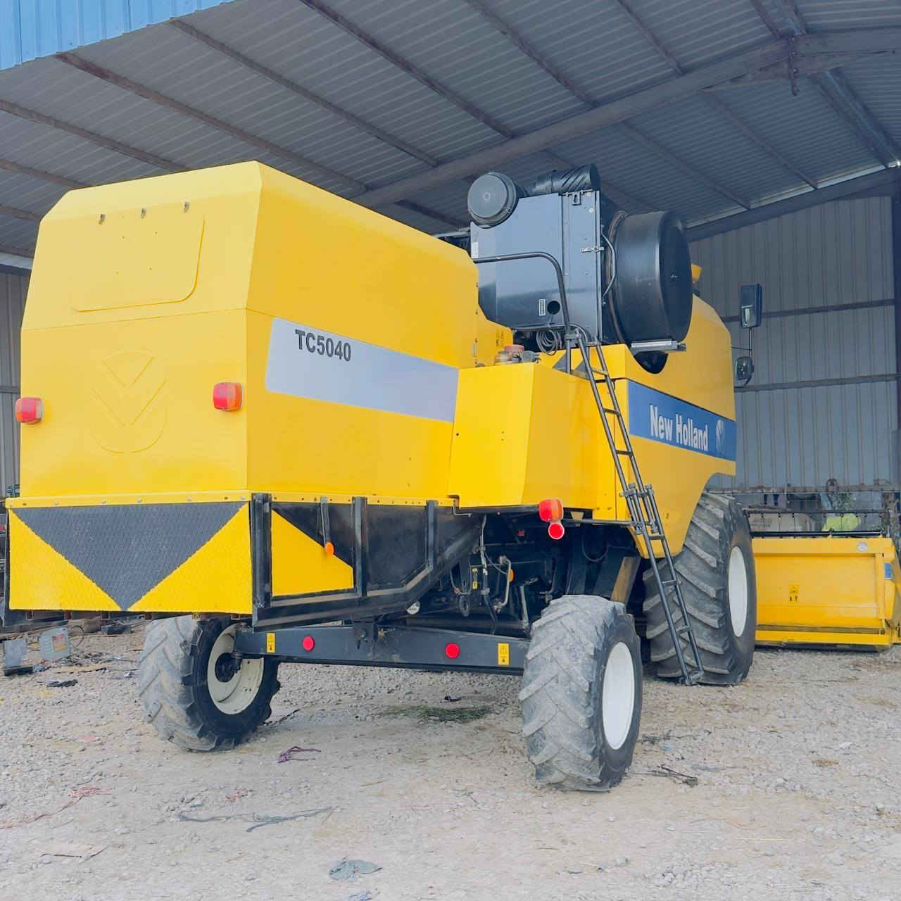 للبيع حاصده 2019 حره تحويل مباشر 4بلم عاده 2400 ساعه جديد مدامه جاهزه للعمل
للستفسار تصال علئ رقم👈 *********** 👉عنوان واسط الشحيميه   👈👈 مدامه جاهزه للعمل 👉👉 المعموري
