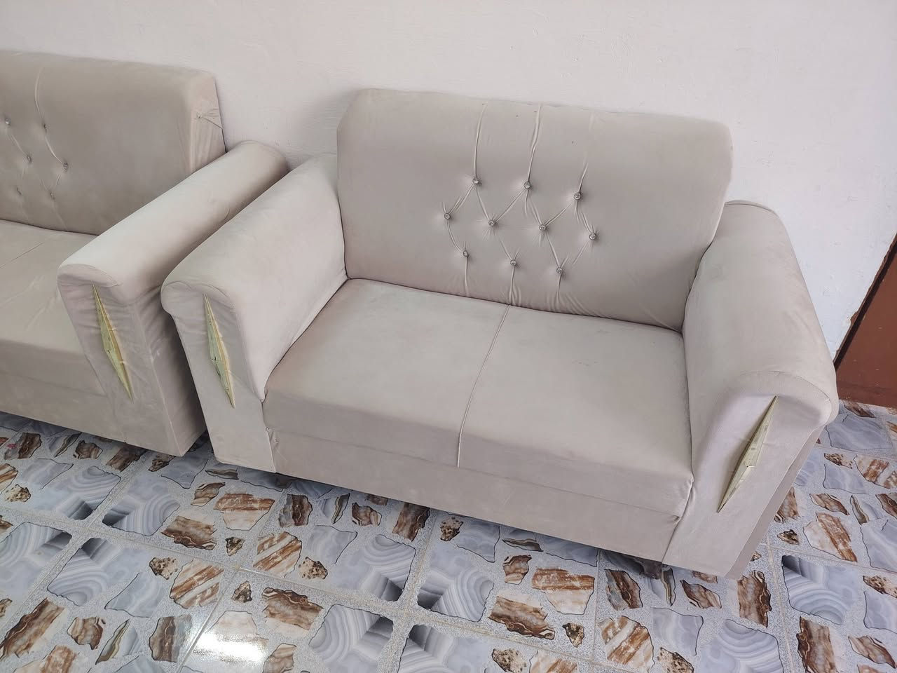 سلام عليكم عندي تخم جديد للبيع


**إذا كنت صاحب هذا الإعلان وتريد حذفه لأي سبب، رجاءا أرسل رسالة إلى الدعم الفني**