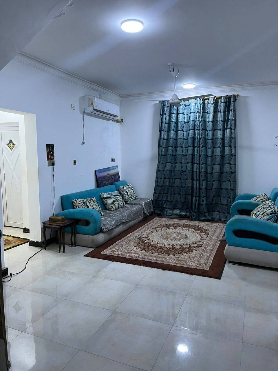 تحيه طيبه لمتابيعنا الكرام 💠
متوفر دار سكن للبيع مجمع اللولوه على شارع الرئيسي رقم دار٢٧٩
بناء حديث مساحته ٢٠٠م
طابقين......
الطابق الاول.......
غرف نوم ٢
استقبال
صالة
مطبخ حار وبارد ٢
صحيات داخلية وخارجية ٢
حديقه ٢ اماميه وخلفيه 
الطابق الثاني......
غرف نوم ٢
صالة
للاستفسار مراجعه مكتب ابو سلام للعقارات سماوه حي الصدر قرب فلكه ساعه مقابيل مطعم دجله...... مطلوب ١٤٠
و٤٠ بيد راعيه وتسديد شهري٦٣٠
واتساب ***********
اتصال ***********
