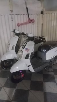 دراجه للبيع بوليس نوزل السعر 400 وبيه مجال 07875338755