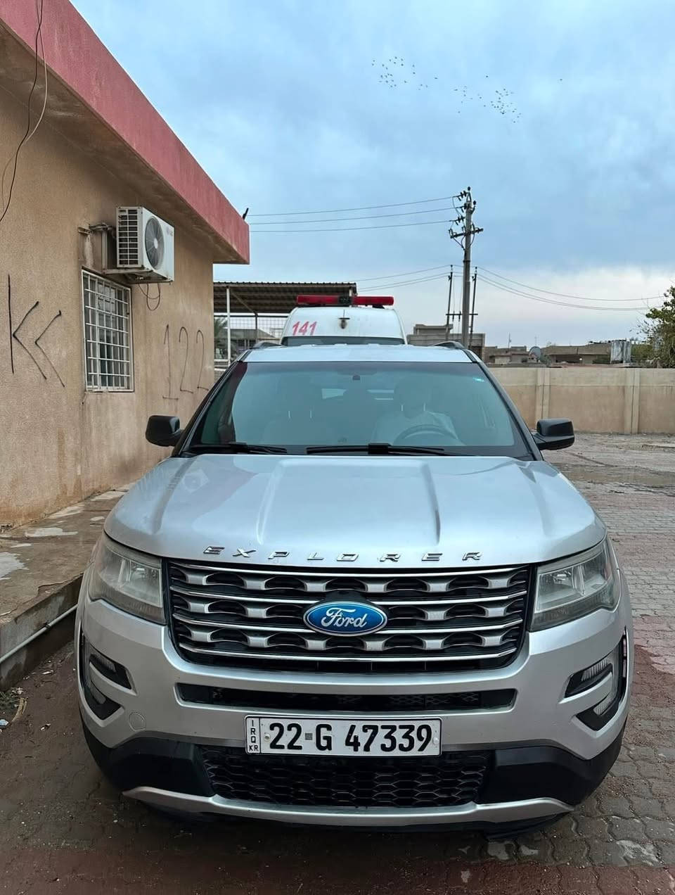 فورد اكسبلور 2017
بنيد ونص جاملغ صبغ 
ماشي 160 الف
سنويه جديده
المكان سليمانيه
وصور الحادث موجود بدون ايبرباك 
السياره تك اكسل
السعر 170
***********
