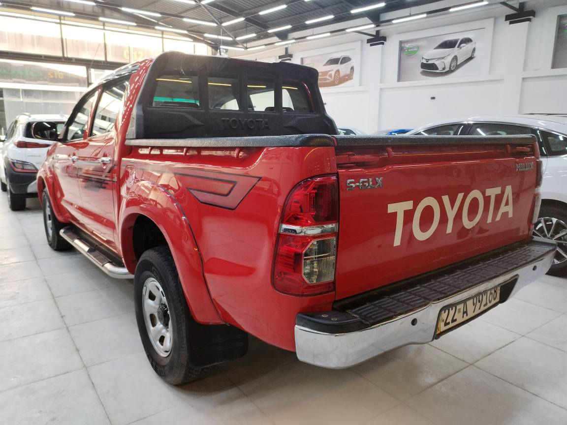 السلام عليكم
من رخصت الادمن

هايلوكس موديل 2011

شركة سيد نهرو

حجم 2700

4×4 فور ويل

السعر 176 وبيها مجال

بلا صبغ بلا دعم بيها مكان بارد يم ال دعاميه الخلفيه

رقم اربيل شرط الوكاله والتحويل

مكان السياره موصل
مدينة المعارض الجديدة
معرض الآغا للسيارت

للاستفسار اتصل ع أرقام التاليه
***********
*********** موصل, نينوى
