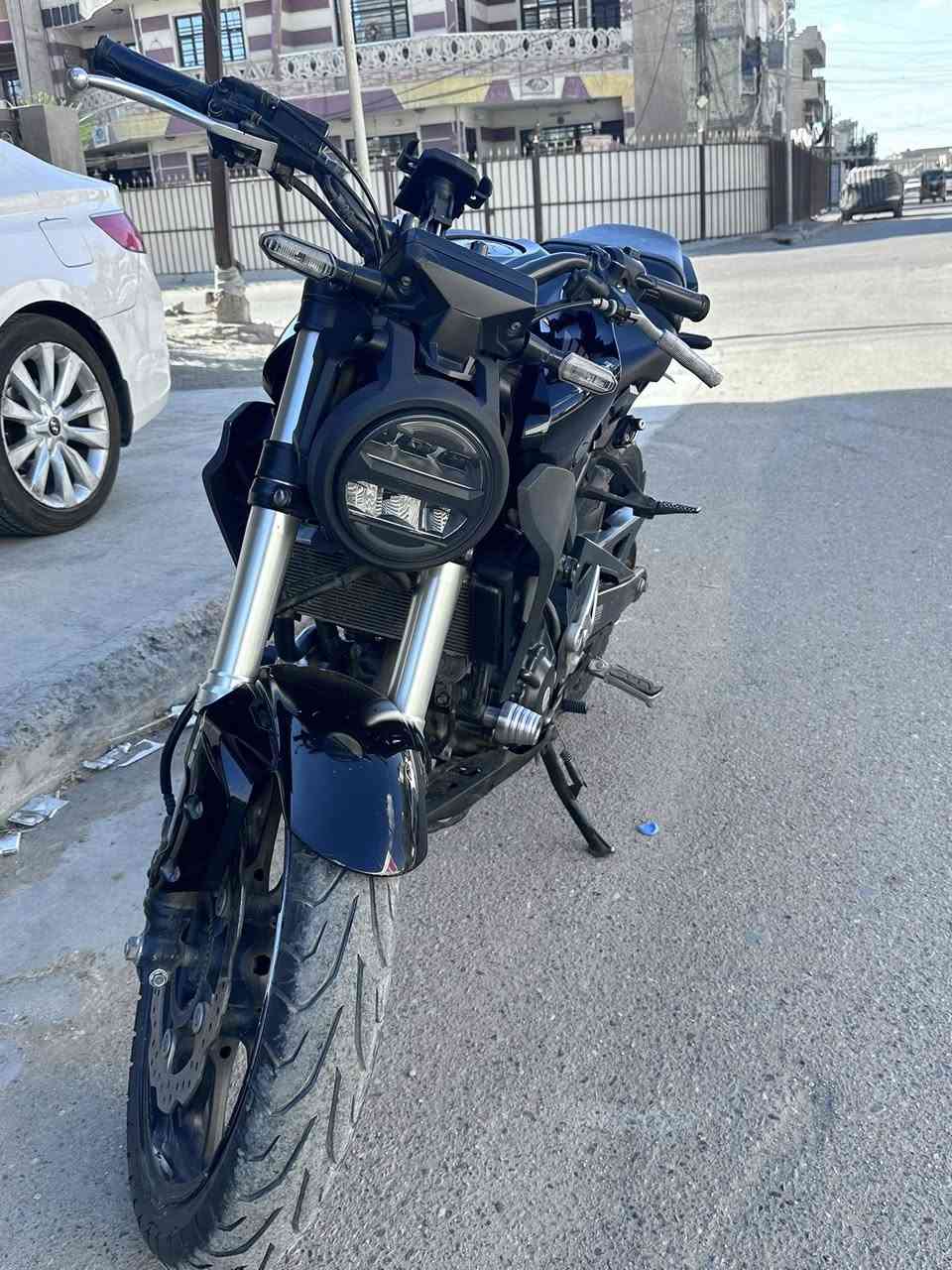 بطح هوندا cbr250r دراجه مكفوله كفاله
دراجه مكفوله كير محرك كهرباىيات كله شغال 
كله على وضع البلاد رايقه لاتوكفك بشارع ولاتعطل 
ماشيه 35الف بعدها جديده 
للبيع سعر 20ورقه بيها مجال للشراي بدون اوراق اكفلك سرقه ومحرك مكاني بغداد ***********
