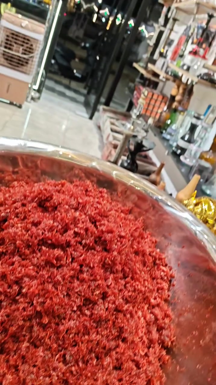 عرض لمدت يومين  كيلو المعسل 18  والنص 9  مع توصيل مجانن داخل الغدير  نفس ميسلون 🙂✌
