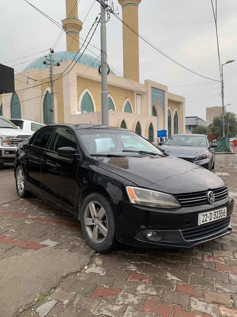 ▪️ڤۆلکس واگن جیتا : Jetta خلیجی ……………
▪️مۆدێل /2012 / گێڕ تۆماتیک ……………………
▪️رەقەم هەولێر سەنەوی نوێیە ……………………
▪️مەودای رۆیشتن / ١٦٠ هەزار میل مەکینە کەپس 
▪️مەکینە / V5 -2,5 پێنج پستنە بێ عەیب ،،،،،،،،،
▪️گێڕ و مەکینە و تەبرید و کارەبایی بەشەرت ،،،،،،،
▪️مواسفات / se بێ سلایت چوار جام ئۆتۆ ،،،،،،،،،

▪️سەیارەکە حیزام سبوغە جەمپێکی پێشی هەیە …
▪️ئێرباگ سیستەمە ، کەمەک بەدەنەی گرتیە ،،،،،،،،
▪️سەقفی سبوغی کالبونەوەی هەیە
سعر / 72  ورقە
شوێن  / هەولێر
*********** واتساب
*********** واتساب أربيل, العراق
