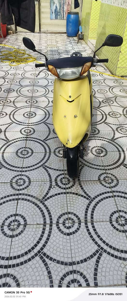 سلام عليكم دراجه عصفوري 60للبيع
مكينه ناعمه شلعه ومعدل كهربايات شغاله لايت بكل لايت اشاير كله شغال كفرات اصله مكينه مفتوحه مره وحده تايرات جدد سعر 250وبيه مجال مكان ناصريه مركز ***********
