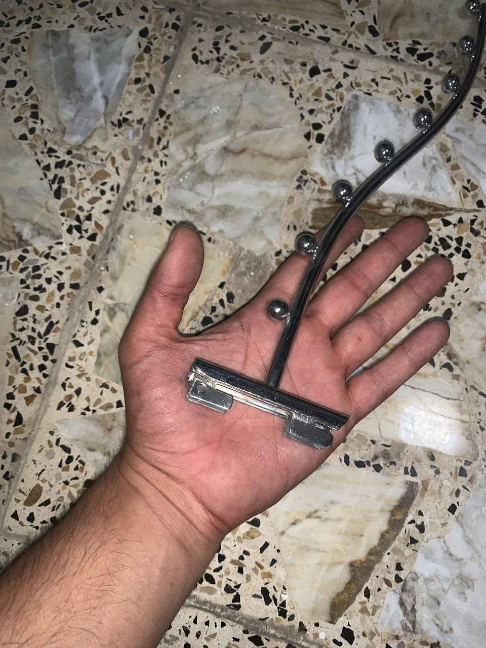 السلام عليكم متوفر هيج مديل استانات تعليك سني استيل ثقيل العدد 22 قطعه نطي سعرك ومنختلف 
رقم التواصل ***********
