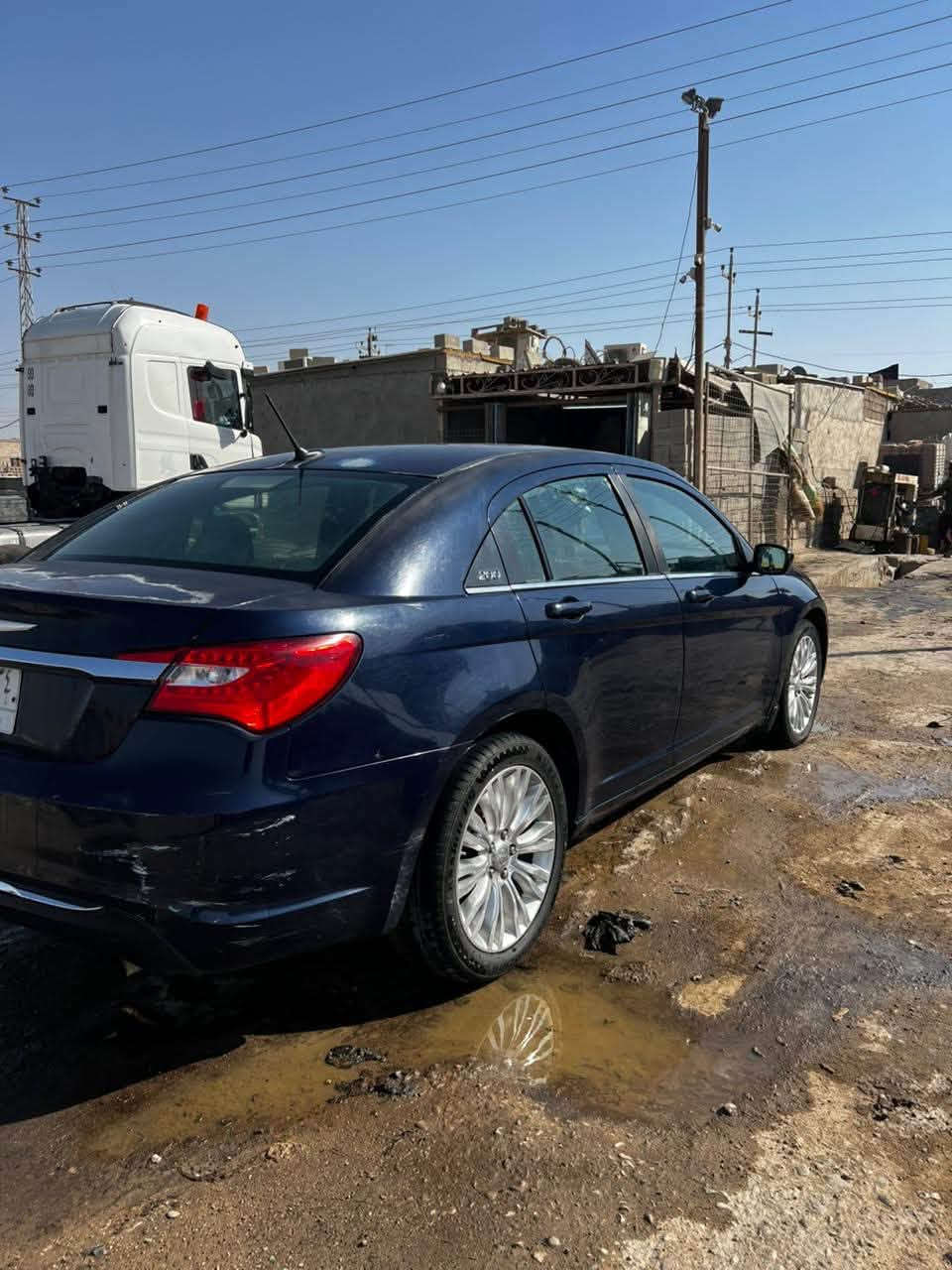 السلام عليكم 
سي٢٠٠ للبيع مديل ٢٠١٣ سياره وارد أمريكي حادث بنيد مبدل فقط جاهزه مكينه كير حداده تبريد رقم بغداد بسمي 
مكان السياره بصره السعر ٨٢ مجال قليل 
الاستفسار***********
