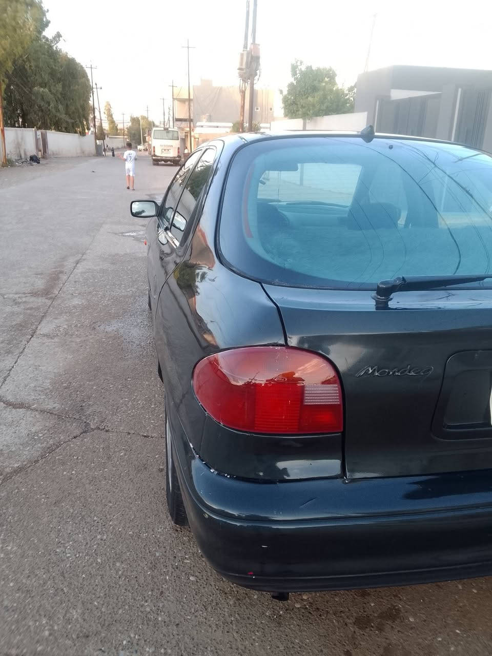 بسم الله الرحمن الرحيم للبيع سياره فورت مونديو موديل 94 سياره فول كير اوتوماتيك شرط وضع الشركه  محرك كير شرط مال قصه مصبوغه عام جماليه فقط  صبغ درجه اولى بدون اي حادث رقم الماني كاربون بانزين موجود شرط التحويل من الشرعي طخم امامي خلفي جديد تاثيرات جديده داخل نظيف جدا  السعر 45 الاستفسار الاتصال على الارقام ***********وو***********   السياره موجوده داخل الموصل
