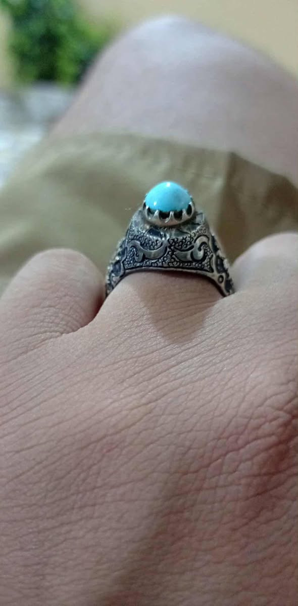 لبه فيروز سعر 200


**إذا كنت صاحب هذا الإعلان وتريد حذفه لأي سبب، رجاءا أرسل رسالة إلى الدعم الفني**