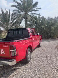 تويوتا هايلوكس • ٢٠١٤ • رقم بصره