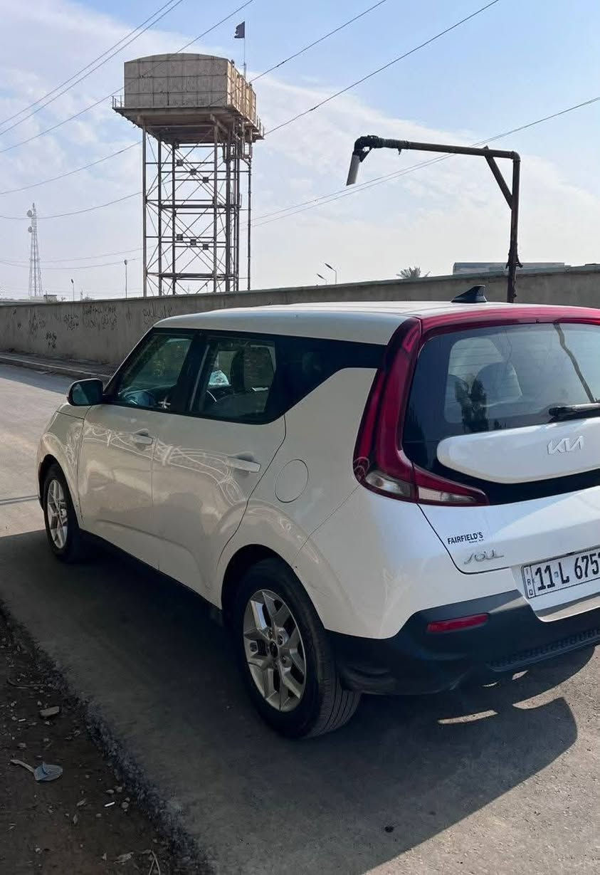 كيا سول موديل ٢٠٢٢
✅السعر 💲155💲 وبي مجال ✅ 
رقم بغداد باسمي
ماشية 45000
حادث باب السائق مبدل فقط
السيارة مدوشمة أرضية وكشنات
جاهزة وخالية من النقص
للأستفسار: ***********
#Kia_Soul #سيارات_بغداد #بيع_سيارات #UsedCars #Iraq_cars_kd
