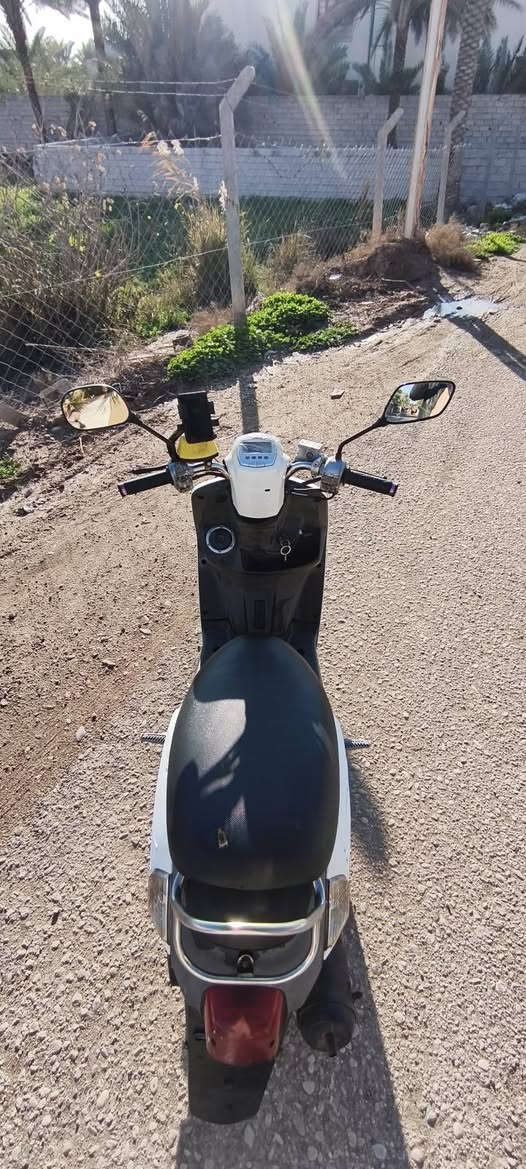 سلام عليكم بوليس للبيع سعر 850 بيه مجال رقم الهاتف ***********
