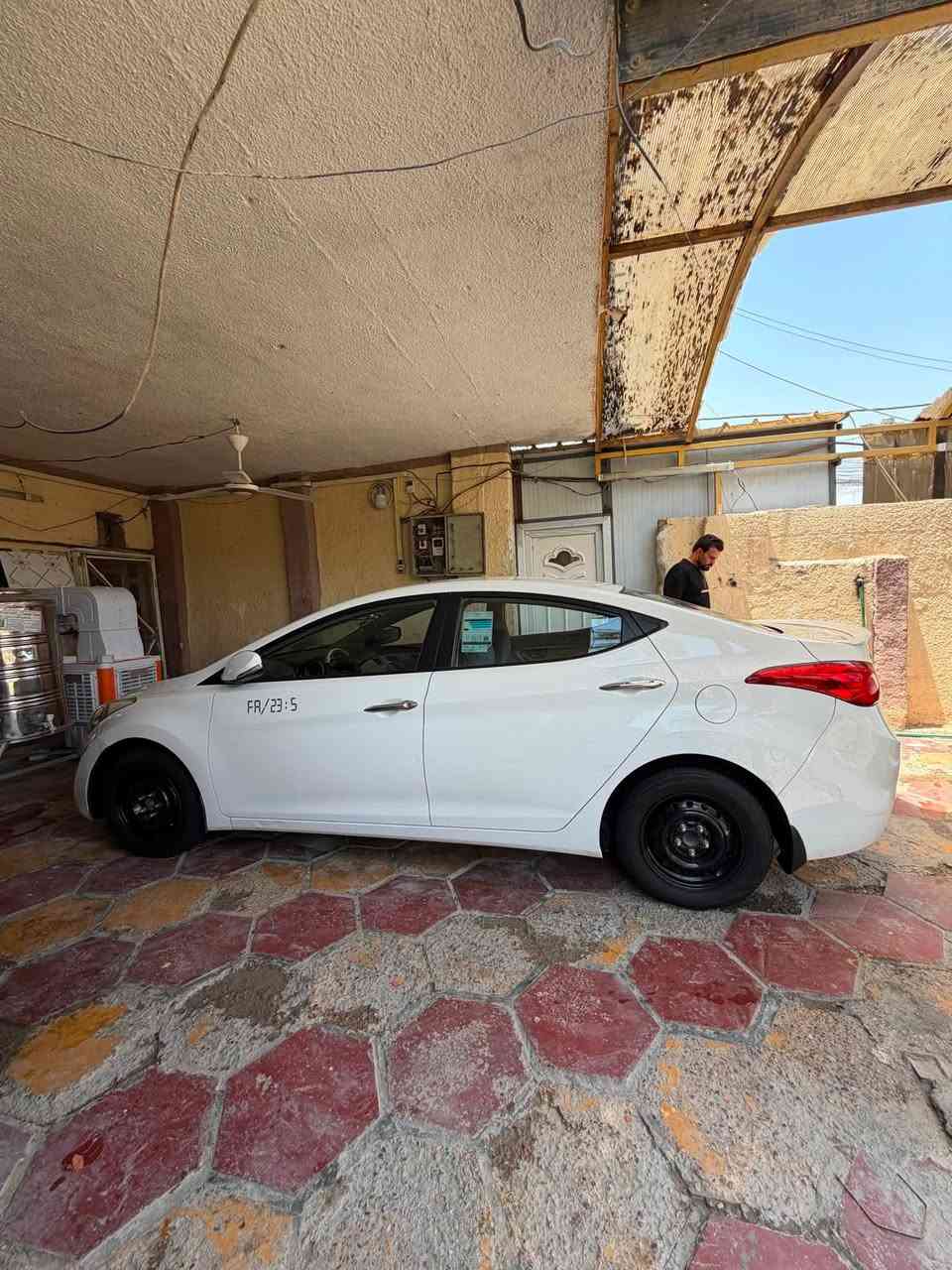 سلام عليكم النتره ١٤ خليجيه سياره تبريد كير مكينه شرط  المكان بغداد شهداء البياع ***********
