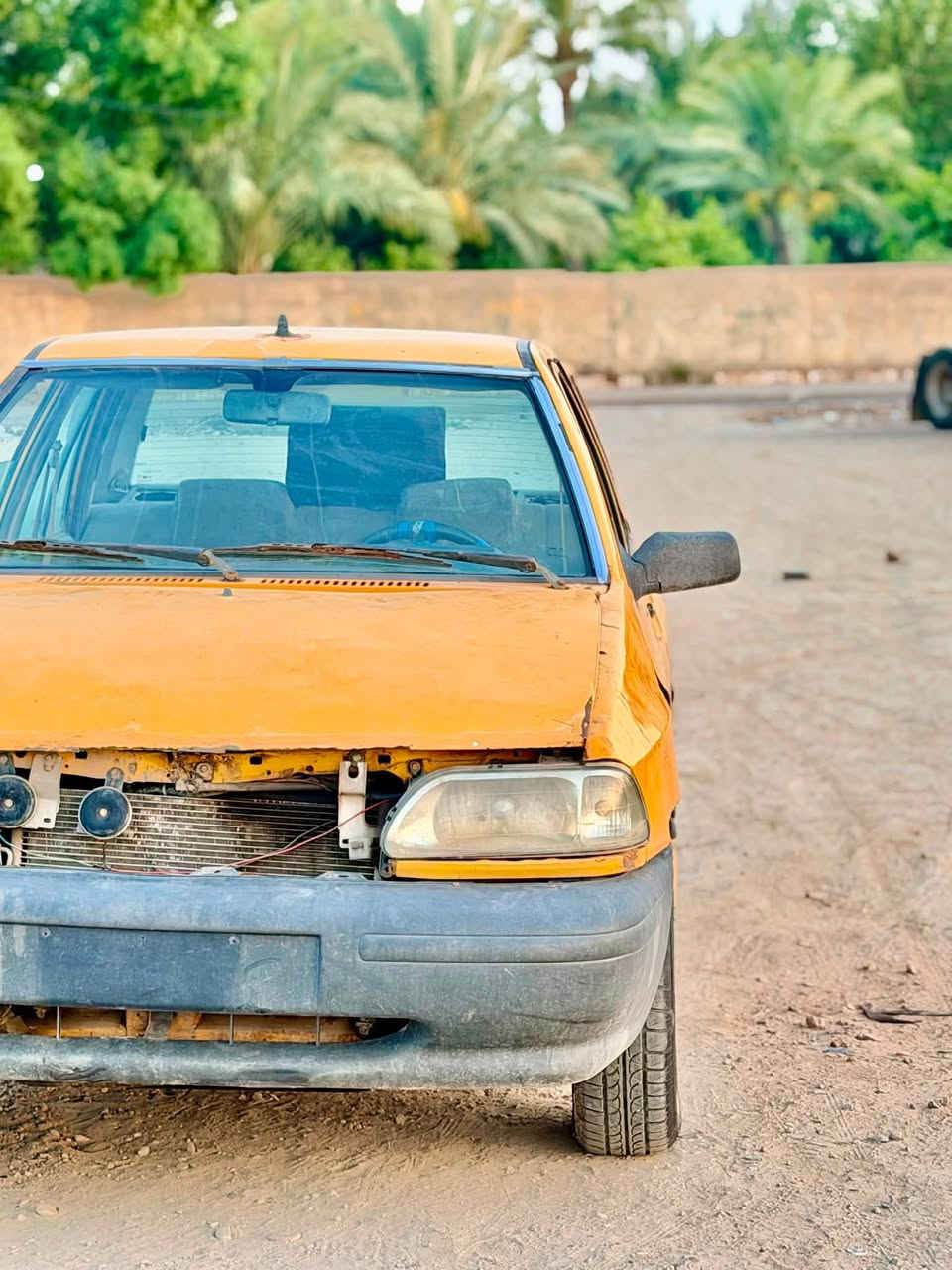 للبيع
بيها مكينه مال برايد حاويه وبيها تخم تاير جديد
شوفت عينك السعر بمليون وبيها مجال 

مكاني واسط صويره 

***********
