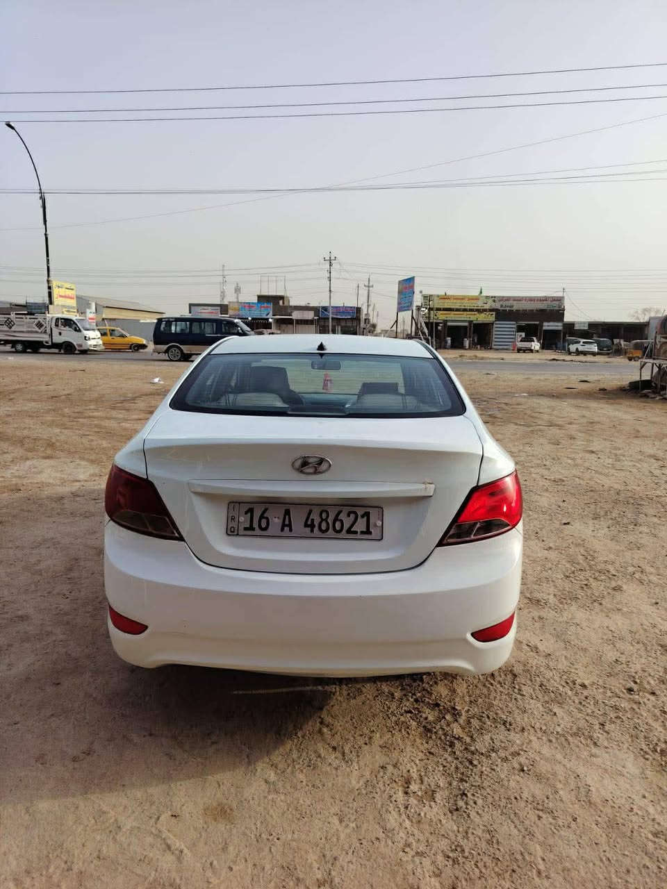 سلام عليكم اكسنت موديل 16خليجي محرك 1400 كير محرك مكفولات السياره مبدل جاملغ وباب الصدر  وبنيد بدون دواخل ومصبوغه عام بس رش سنويه لل 30 بسمي السعر 85 وبيه مجال المكان بغداد النهروان الاستفسار اتصل ع رقم ***********
