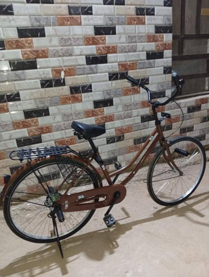 السلام عليكم عمي باسكل BD حجم 26 نضافه فول للبيع رايده 140 بي مجال قليل مكاني طوريج
***********
