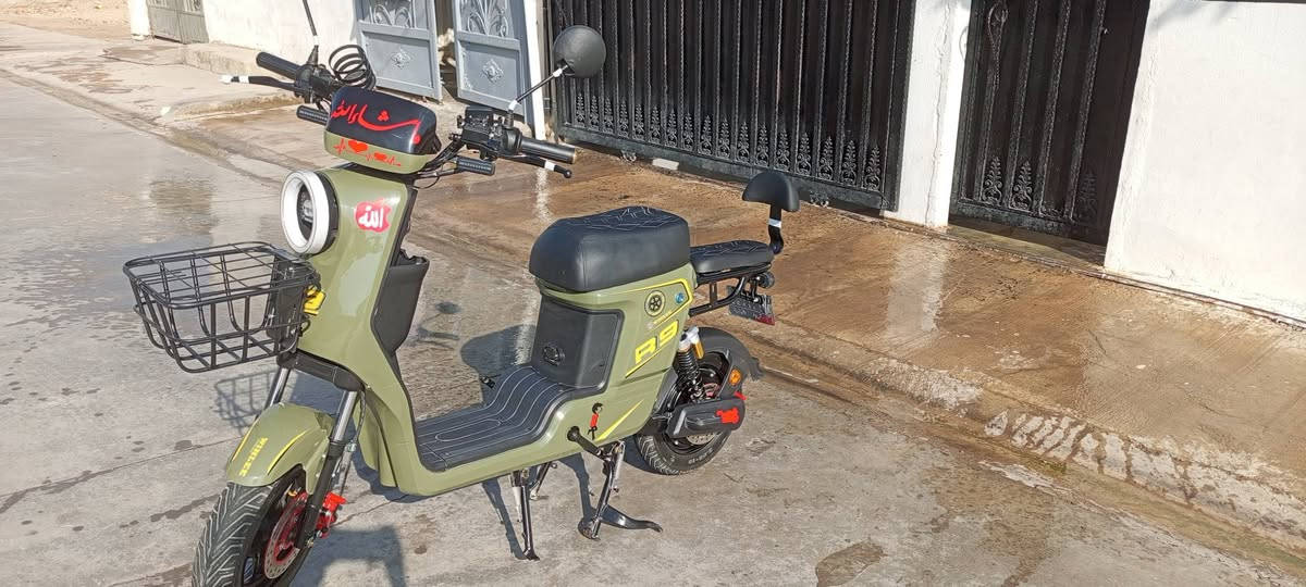 سلام عليكم باسكيل شحن R9  2026من شركه ولي كوريا مار 5بطاريات 32امبير بي نضام بك رجوع  للخلف اربع سرع سرعته 109 حقيقي 60 باسكيل حيل نضيف مستعمل شهرين يعني اخو الجديد السعر المطلوب 550 أو بي مجال حك الجيه مكان كركوك الفيلق للاستفسار الاتصال ***********
