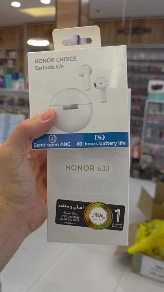 متوفر جهاز الأونر بالعشوائيتين 8 وال12 مع هدية سماعة . Honor 600 256-8 =600.000 Honor 600 256-12= 645000 متوفر توصيل لكل المحافظات ✈️  ***********
