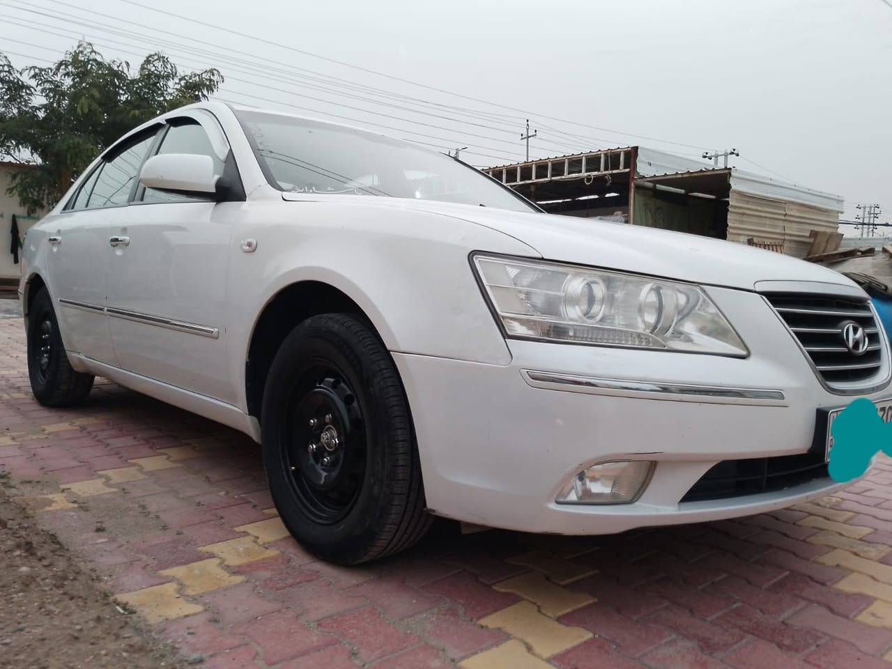 السلام عليكم سوناته موديل ٢٠١٠ ادوات ادوات  سياره كارتون سياره جاهزه من كلشي اي نقص مابيهة تخم  تاير جديد حداديه خلفي امامي جديد كل كهربائيّات شغاله تبريد تتفئه شغال مكينه وكير بل كارتون غاز بلادي سياره كصه جنطه ترايك وين ميعجبك  سياره مال جناي  عنواني بغداد السعر ٥٠ التصال ***********
