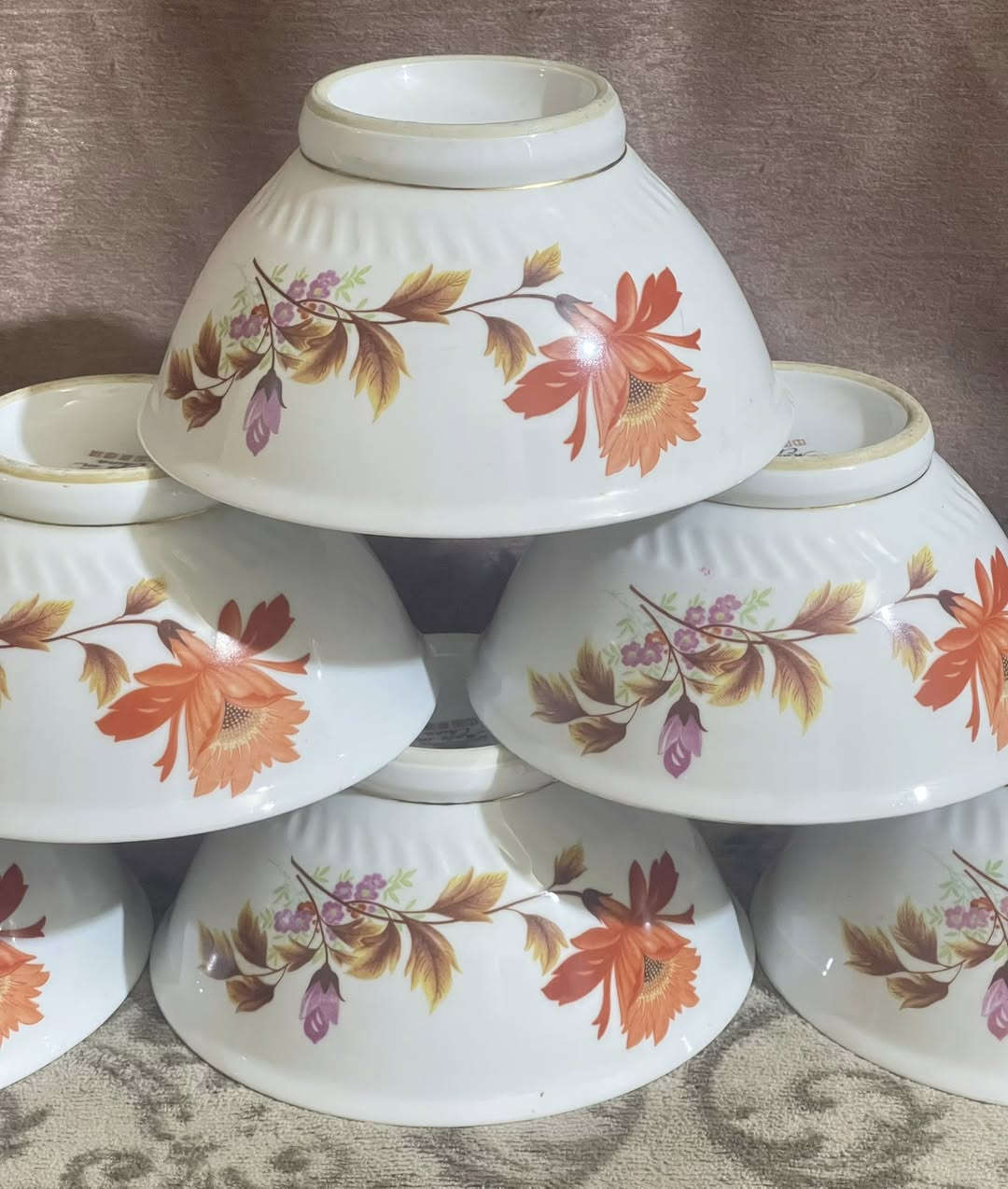 (٦) مثارد بألوان خريفيه روعه صيني مختوم ابو الكوخ توزيع الاسواق المركزيه نظافه تامه حجم كبير  قياس القطر ١٩ سم والعمق ١٢ سم السعر خاص لطفاً يوجد توصيل لكل محافظاتنا الحبيبه


**إذا كنت صاحب هذا الإعلان وتريد حذفه لأي سبب، رجاءا أرسل رسالة إلى الدعم الفني**